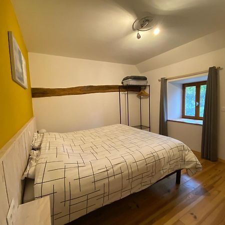 Veyrinas 43 Bed & Breakfast Saint-Yrieix-la-Perche Luaran gambar