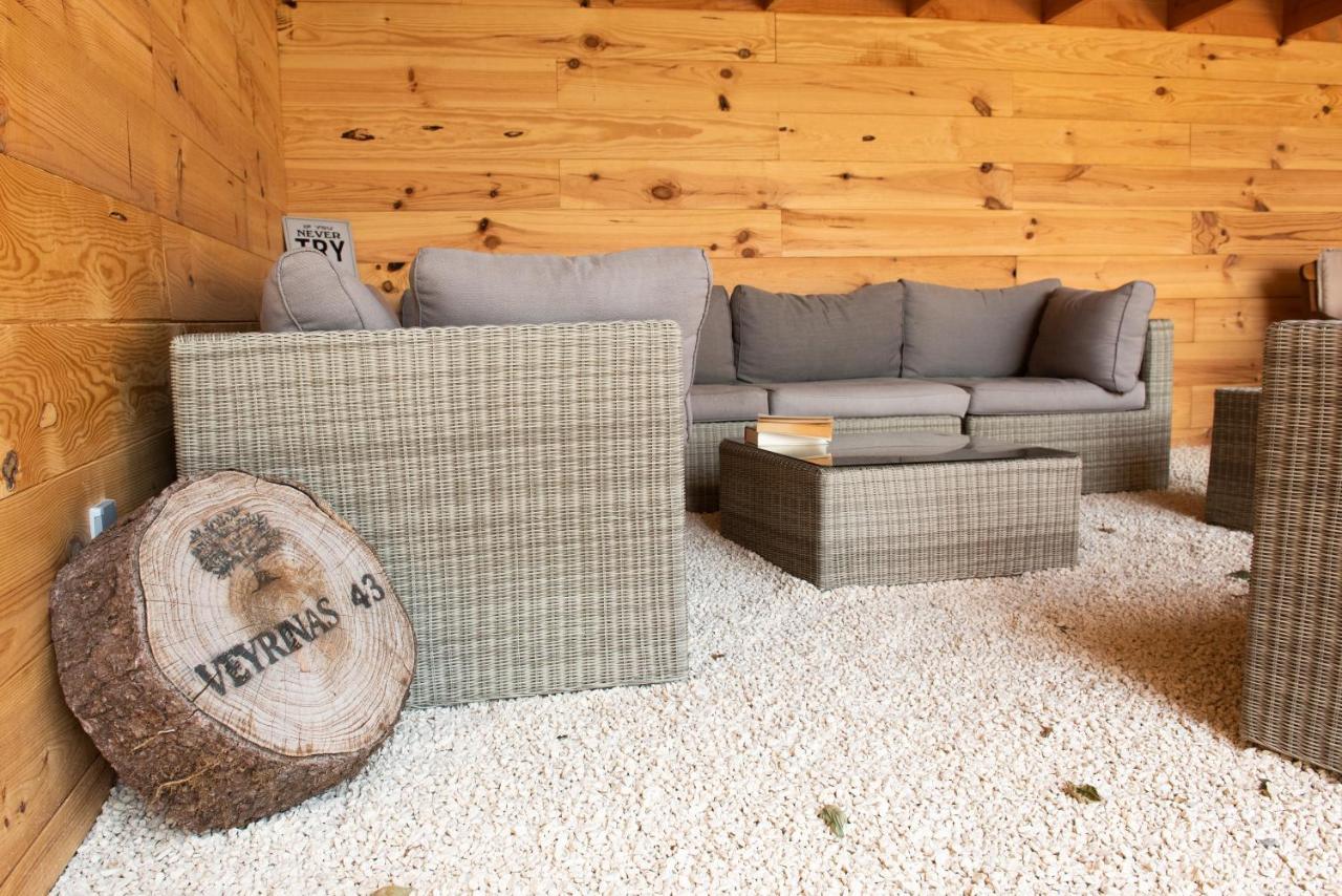 Veyrinas 43 Bed & Breakfast Saint-Yrieix-la-Perche Luaran gambar