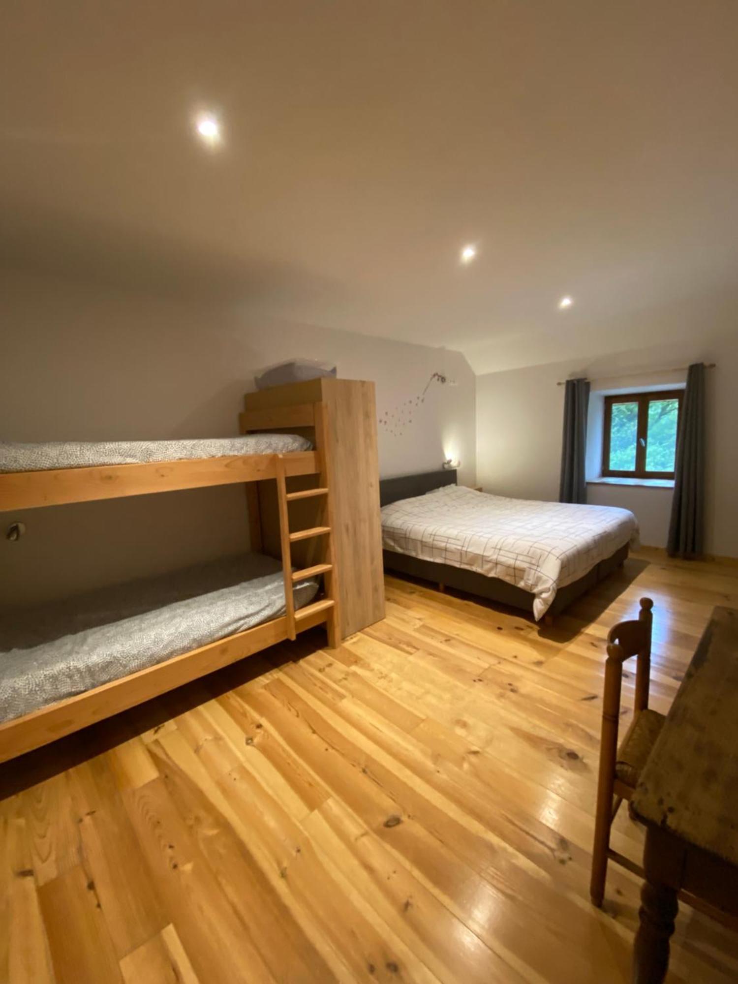 Veyrinas 43 Bed & Breakfast Saint-Yrieix-la-Perche Luaran gambar